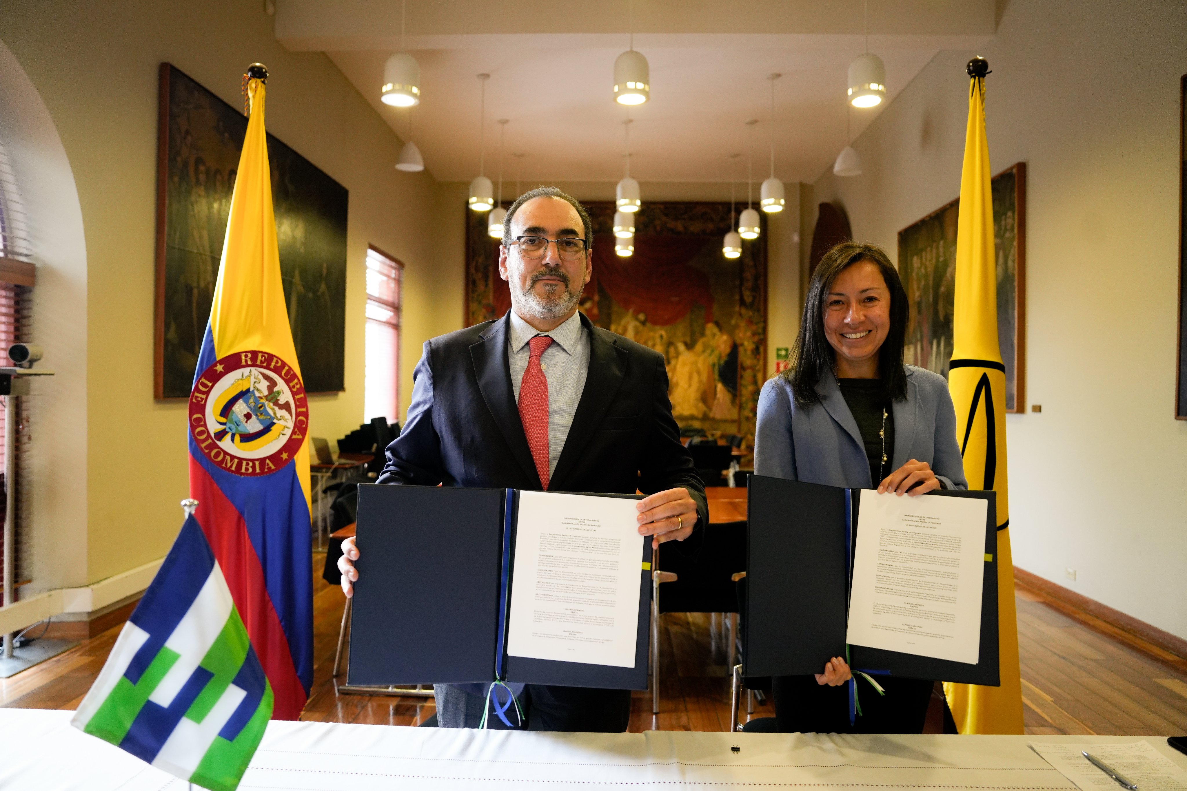 CAF and the Universidad de los Andes will work together