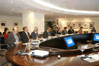 Argentine agro-industrial sector strengthened with loan Argentine agro-industrial sector strengthened with loan