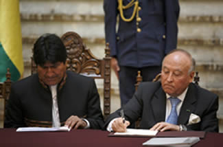 USD 88 million for Bolivia's integration infrastructure USD 88 million for Bolivia's integration infrastructure