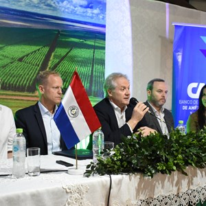CAF investe 15 milhões de dólares em Fundo Florestal do Paraguai