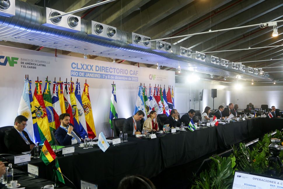 Ecuador: CAF apoyará Mipymes lideradas por mujeres y programas verdes