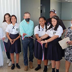 1.600 estudiantes de Panamá se beneficiarán con moderna escuela