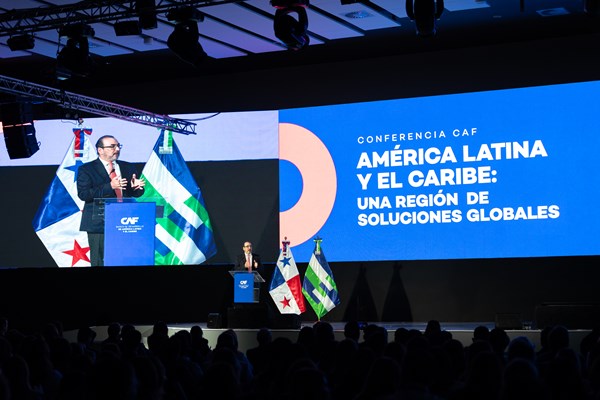 América Latina plantea soluciones para ganar relevancia global