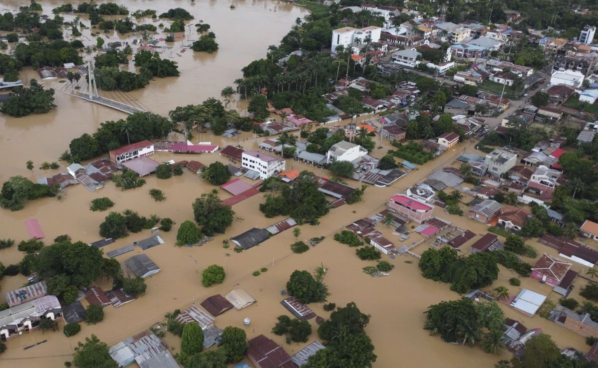 CAF realiza donación para eventos naturales extremos en Bolivia