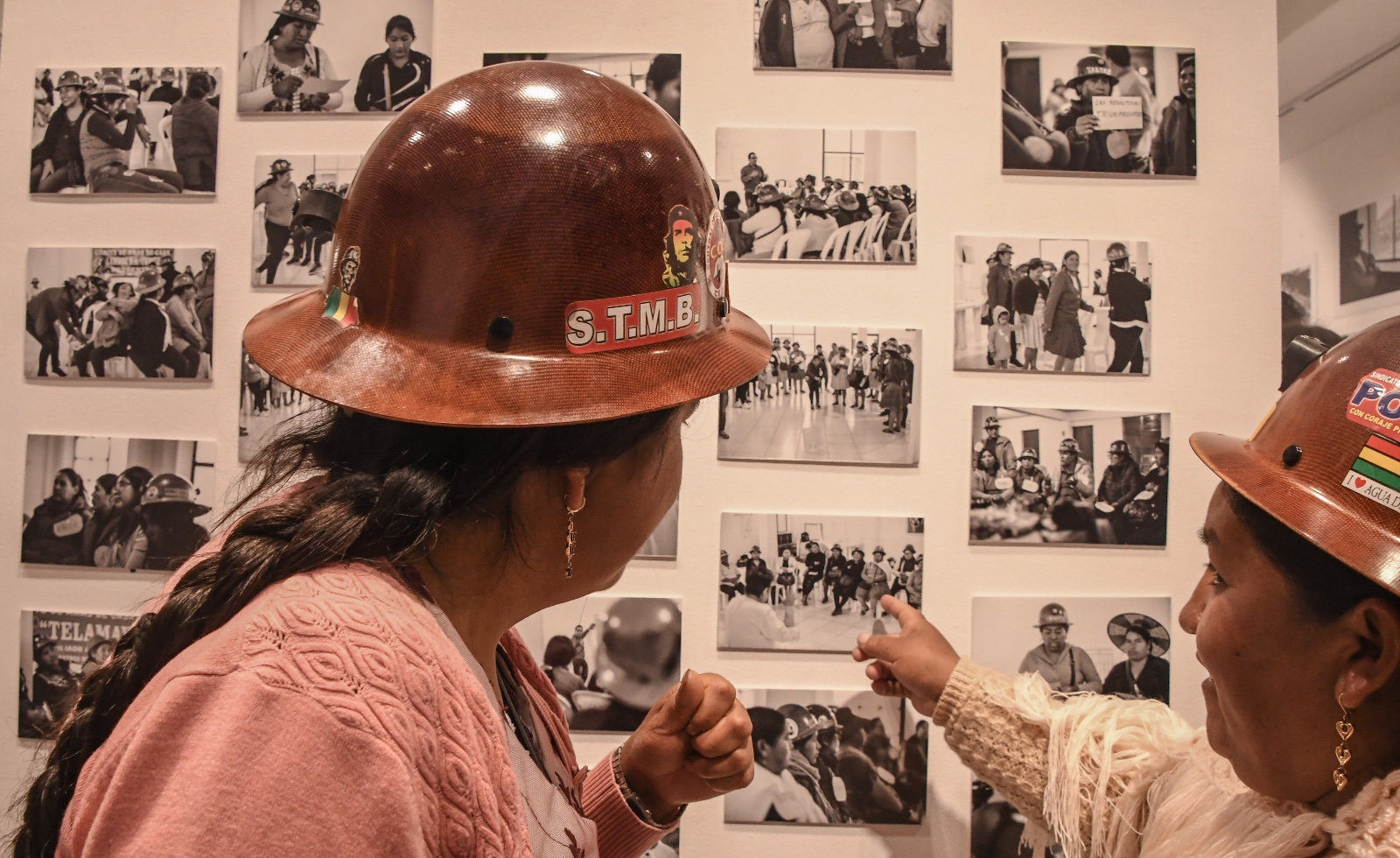 CAF celebra la valentía de las mineras bolivianas con una exposición