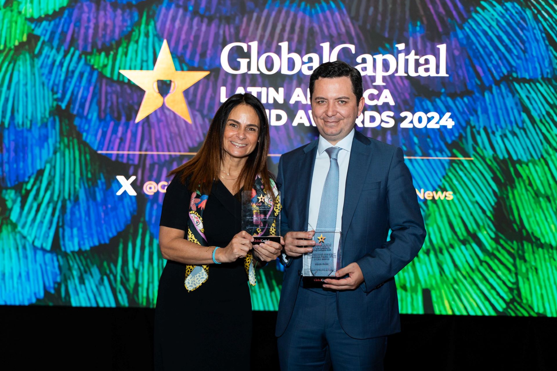 A CAF recebe dois prêmios da Global Capital por emissões bem-sucedidas