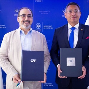 CAF apoya programas de movilidad urbana sostenibles en El Salvador