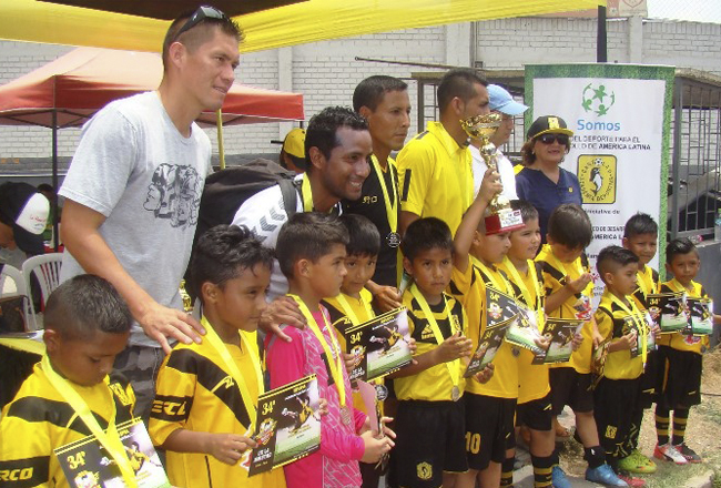 Copa de la Amistad congregó a 240 equipos latinoamericanos