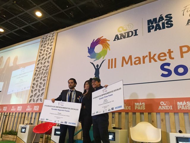 CAF y ANDI premian a los mejores emprendimientos sociales colombianos