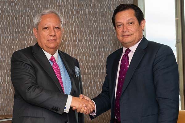 Line of credit for 300 billion pesos to finance infrastructure in Colombia