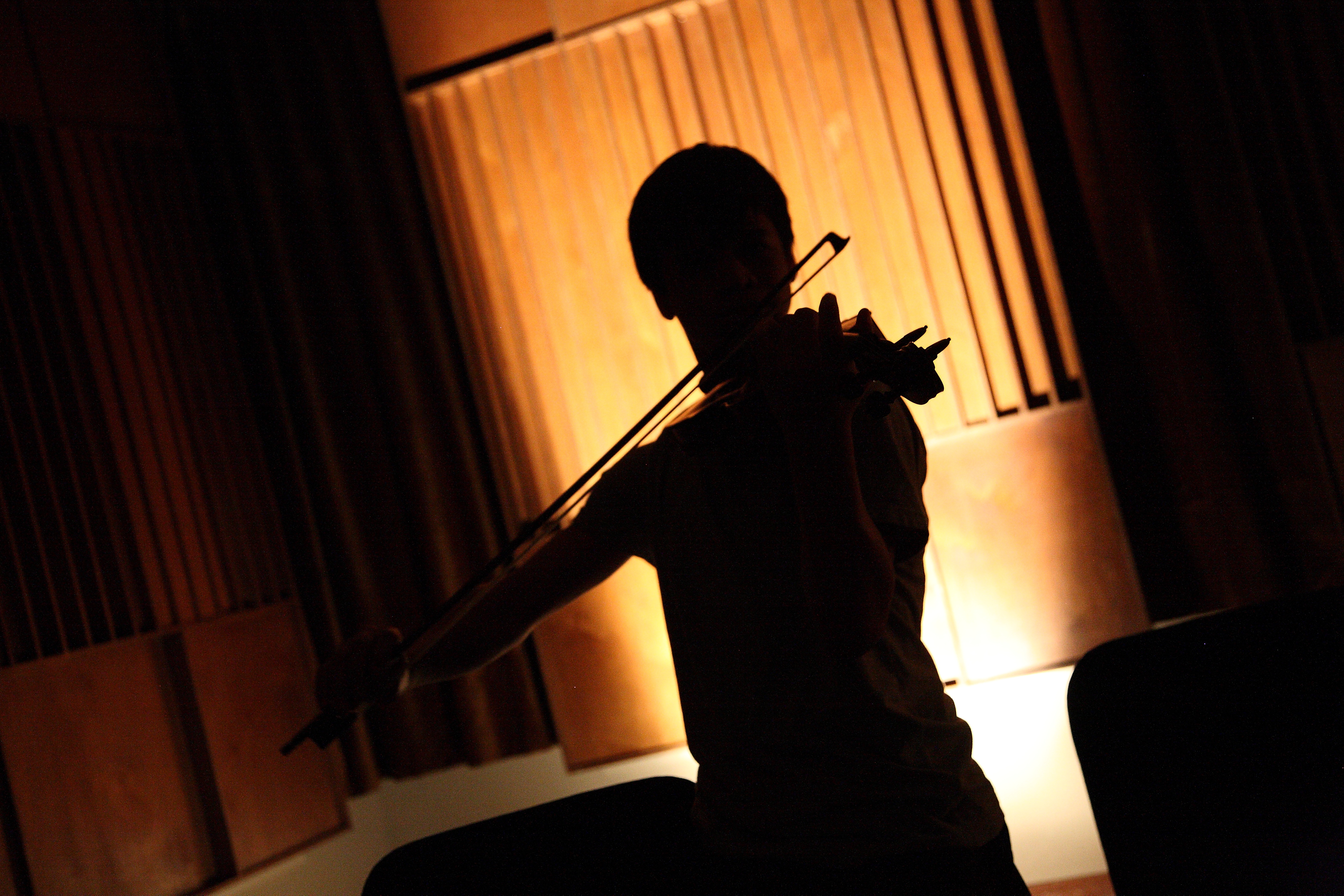 How music improves school performance How music improves school performance